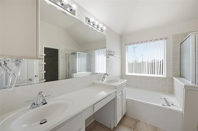 Building Photo - 2229 White Rock Ln