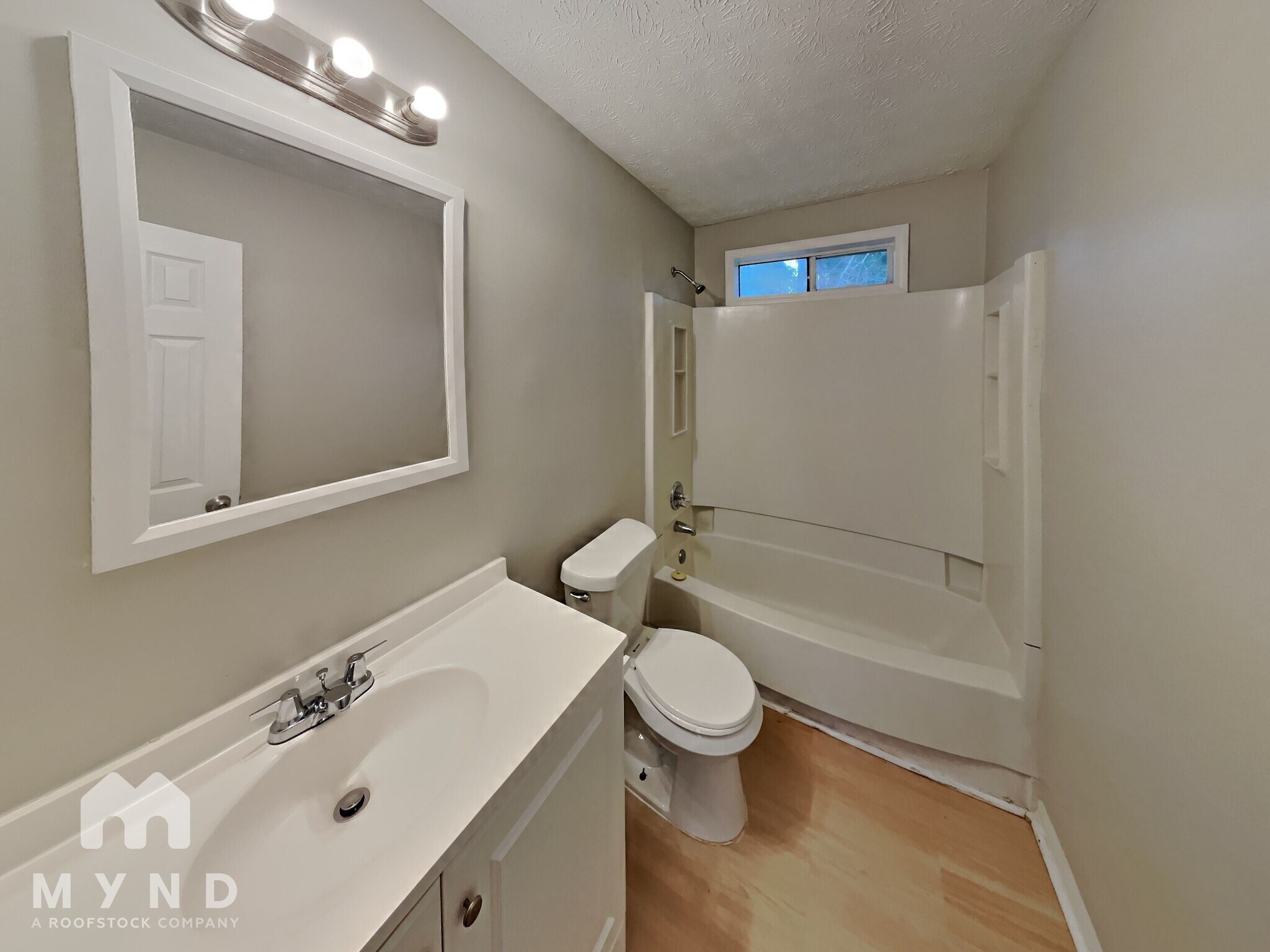 Building Photo - 5491 Orchard Ct