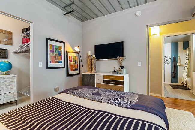 Building Photo - Ann Arbor City Club Apartments