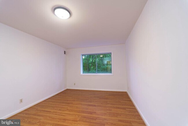 Building Photo - 12652 Dara Dr