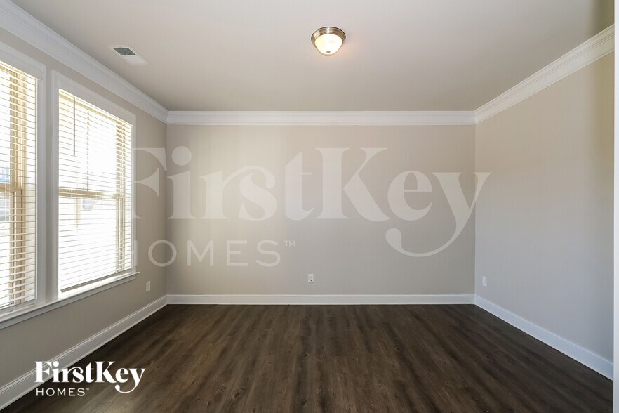 Building Photo - 325 Stonecreek Pkwy