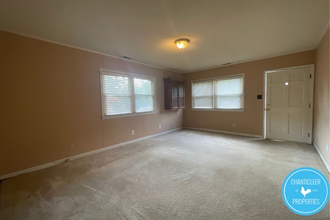 Building Photo - 908 Corona St