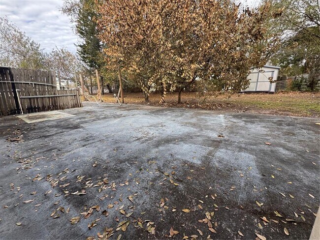 Building Photo - 3575 Michigan Ave