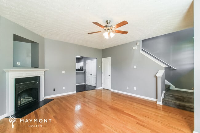 Building Photo - 6184 Ellenwood Dr