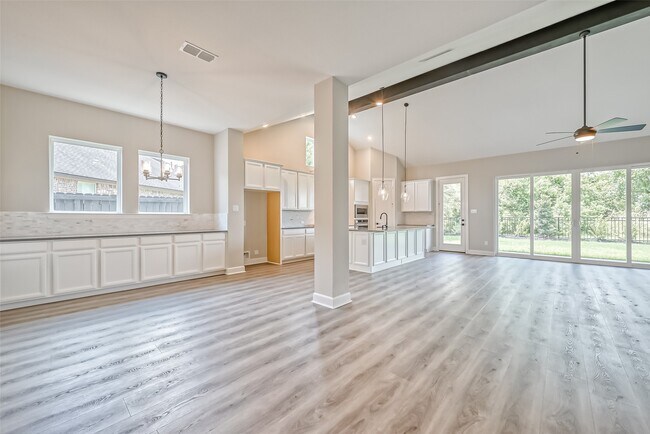Building Photo - 610 Vineyard Hollow Ct