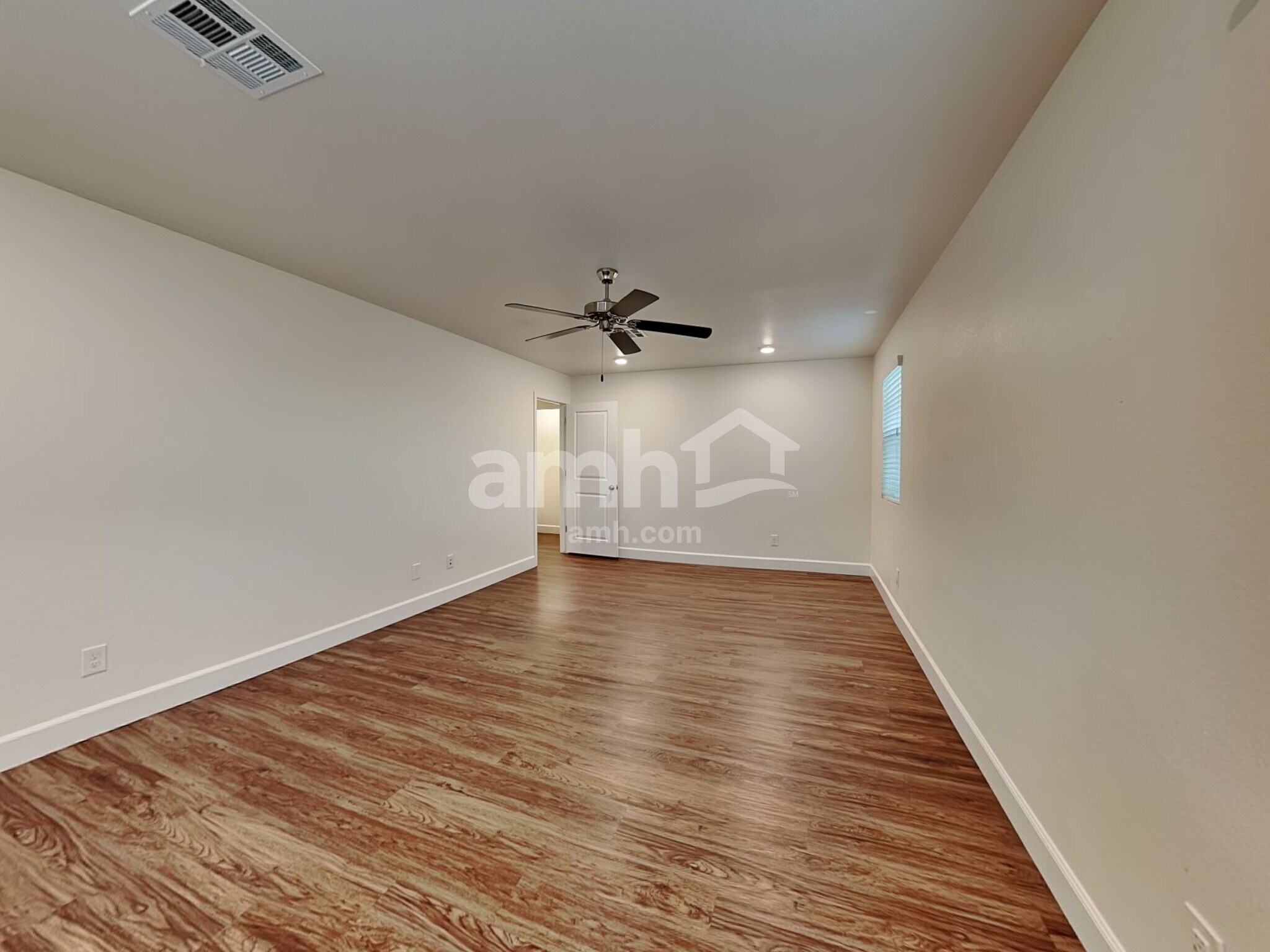 Building Photo - 1806 Macchia Ave