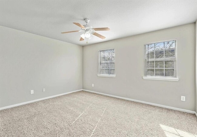 Building Photo - 9730 Clifton Park Dr