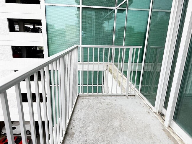 Building Photo - 250 Pharr Rd NE