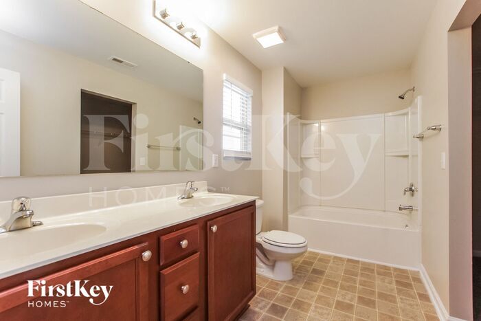 Building Photo - 1523 Kellys Landing Drive