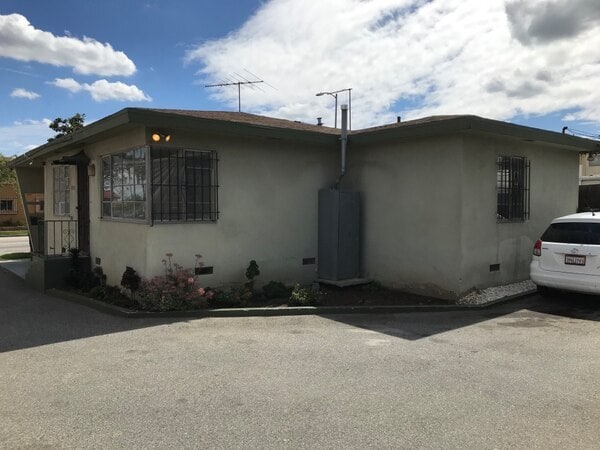 Rear of House and 1 Car Parking Space - 7857 Crenshaw Blvd