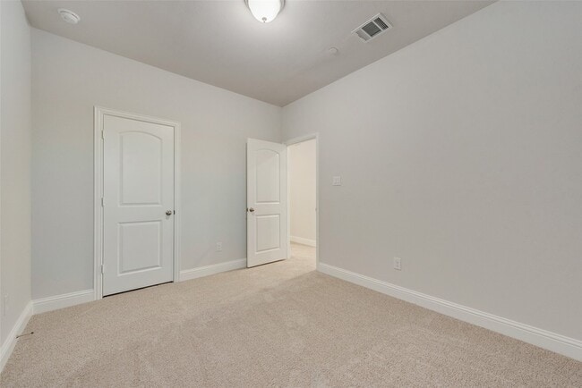 Building Photo - 7853 Sunset Blvd