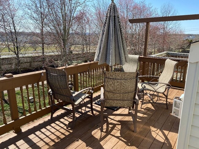 Building Photo - 41889 Precious Square