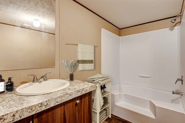 Building Photo - 10757 Doe Hill Dr