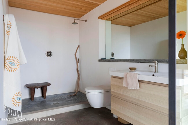 Building Photo - 94 Cherry Hill Rd