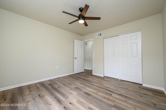 Building Photo - 8 Brandywine Dr