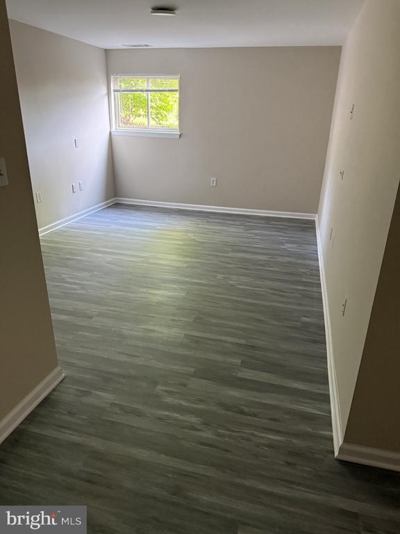 Building Photo - 18724 Walkers Choice Rd