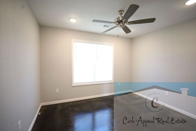 Building Photo - Recent construction, beautiful 3 bed / 2 bath home - Brookland!