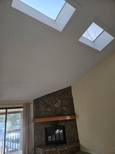 Building Photo - 7720 W 87th Dr