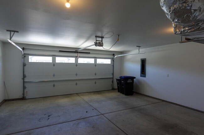 Building Photo - 123 9th Ave