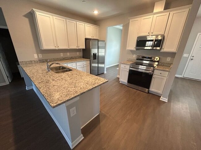 Building Photo - 1033 Echo Rdg Rd