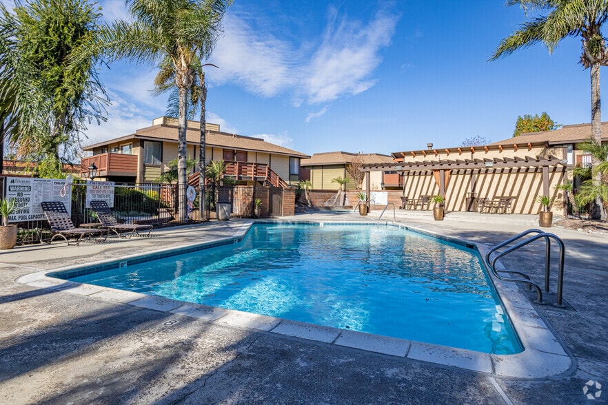 The Timbers 1175 W Blaine St Riverside CA 92507 Apartment Finder