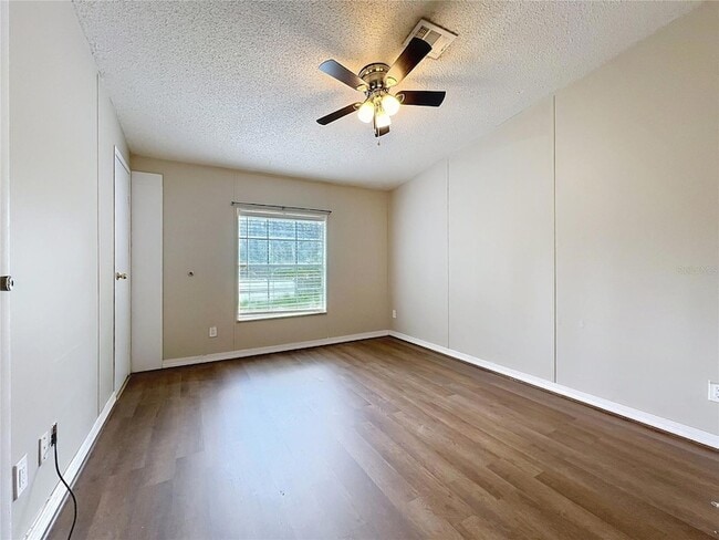 Building Photo - 201 Blackcloud Ln