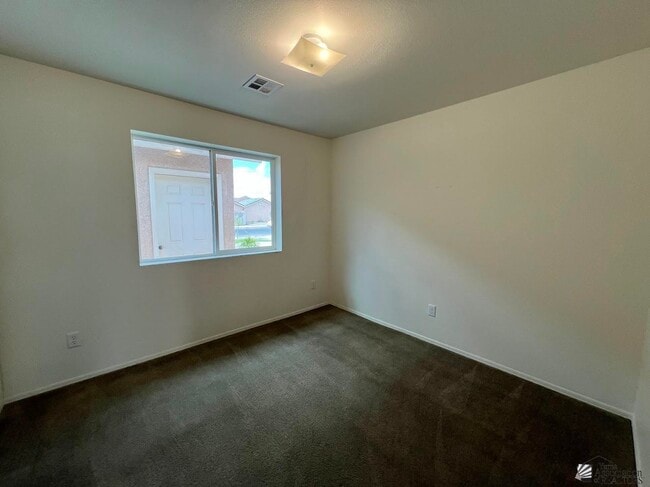 Building Photo - 3743 S Desert Sky Dr