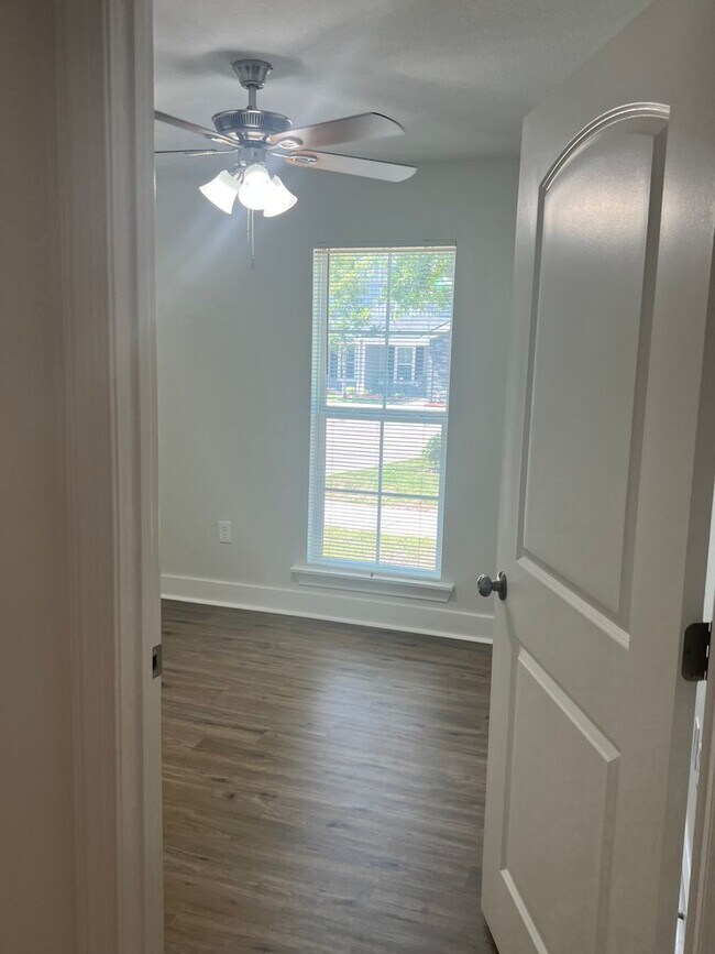 Building Photo - 4116 Mulligan Manor Ln