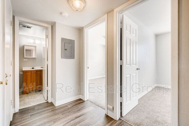 Building Photo - 2550 N Ogden St