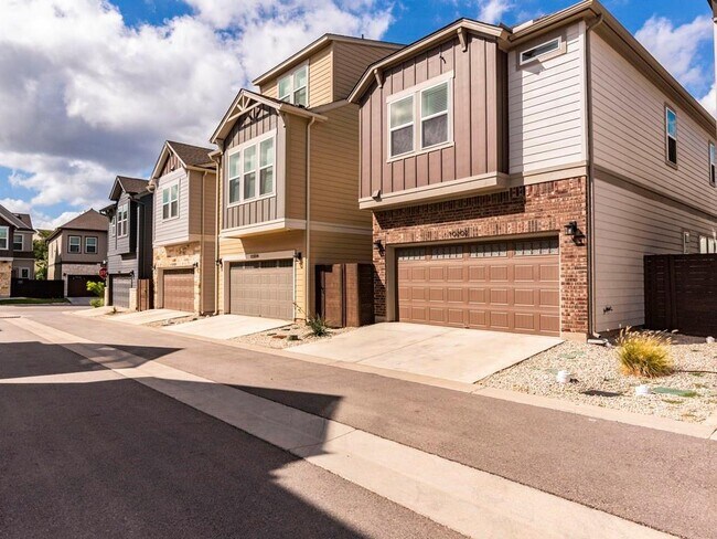 Building Photo - 10202 Cienega Cove