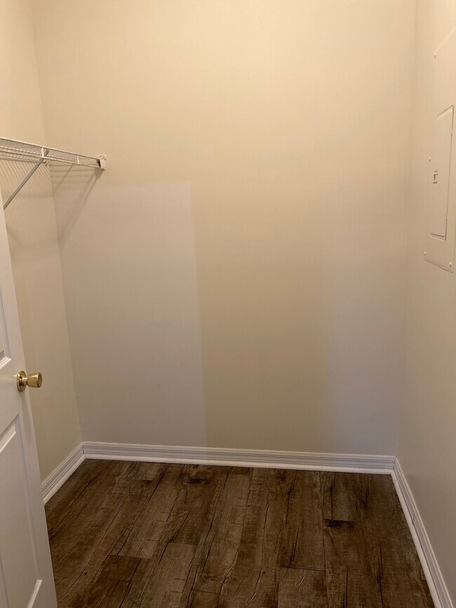 Building Photo - 148 Hannah Pickett First Ave