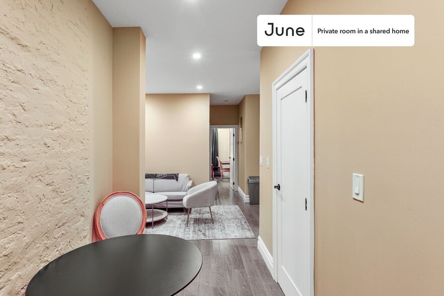 Building Photo - Room in Shared 3 bed/2 bath home in East Harlem