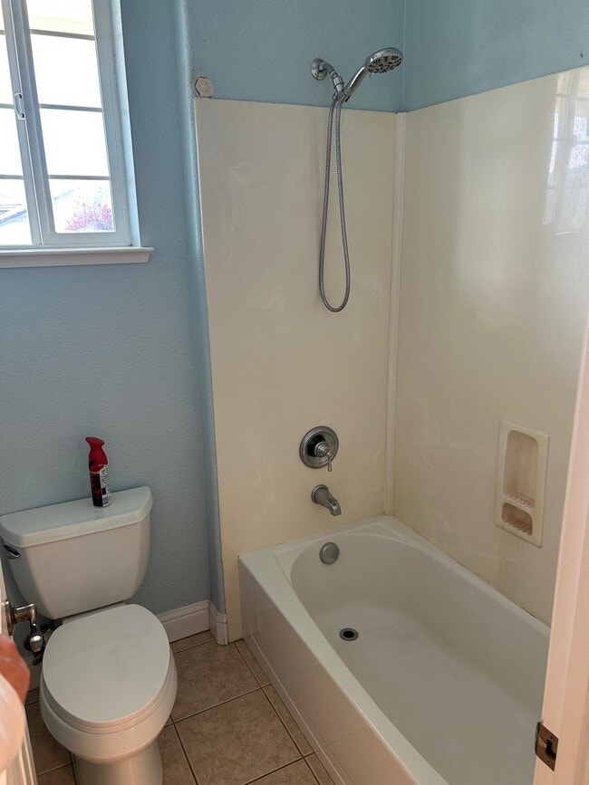 Building Photo - 1849 Alexander Way