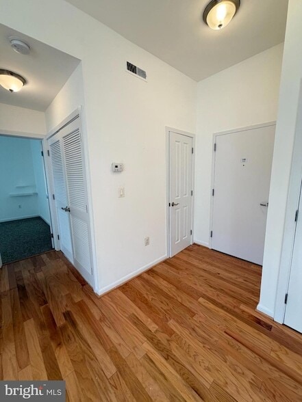 Building Photo - 1501 27th St SE