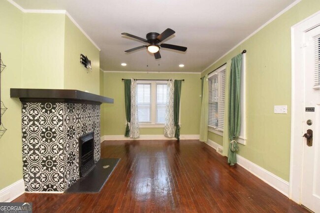 Building Photo - 3116 Jackson St