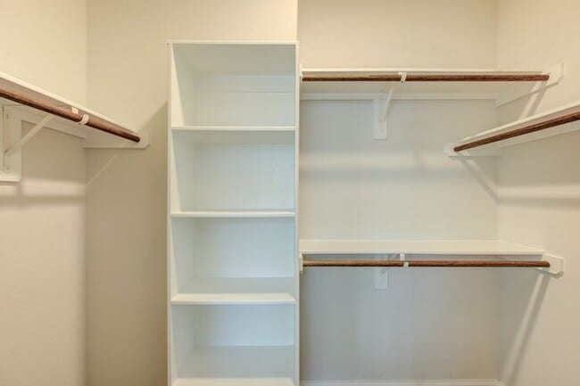 Building Photo - 14469 Sugar Pines Dr