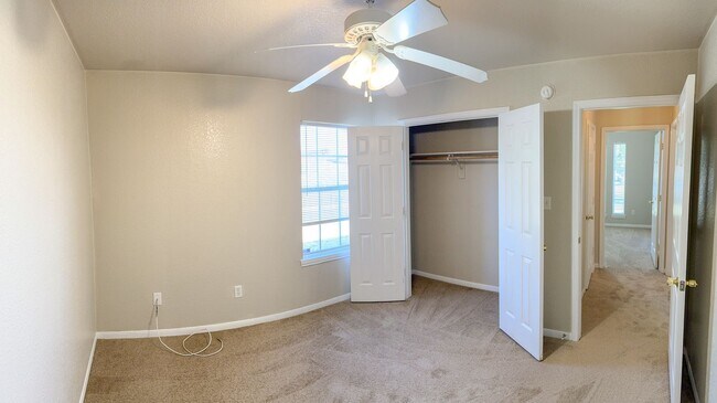 Building Photo - 4506 Mildred Ave