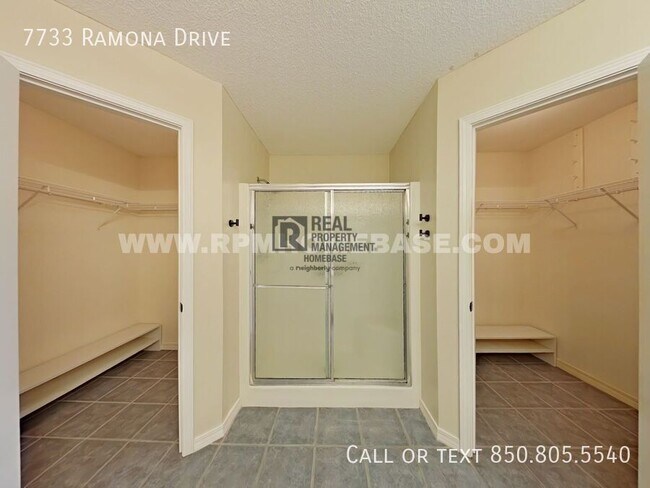 Building Photo - 7733 Ramona Dr