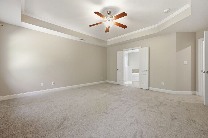Building Photo - 768 Riverbirch Dr