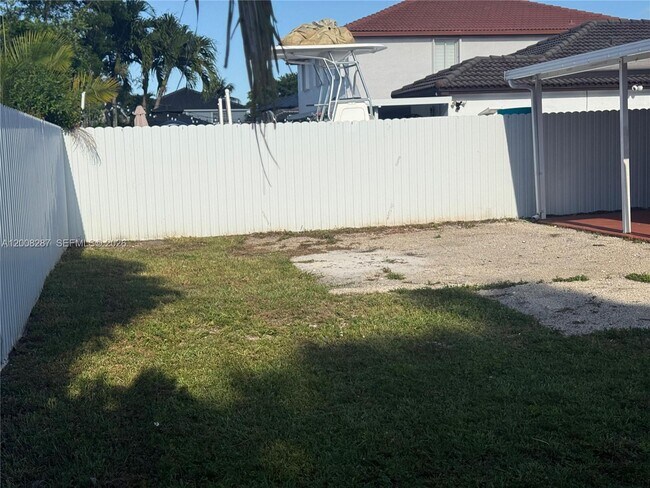 Building Photo - 7751 NW 194th St