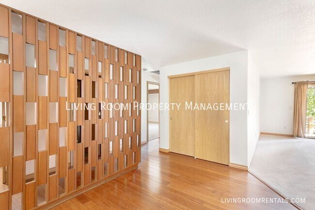 Building Photo - 9803 SW 49th Ave