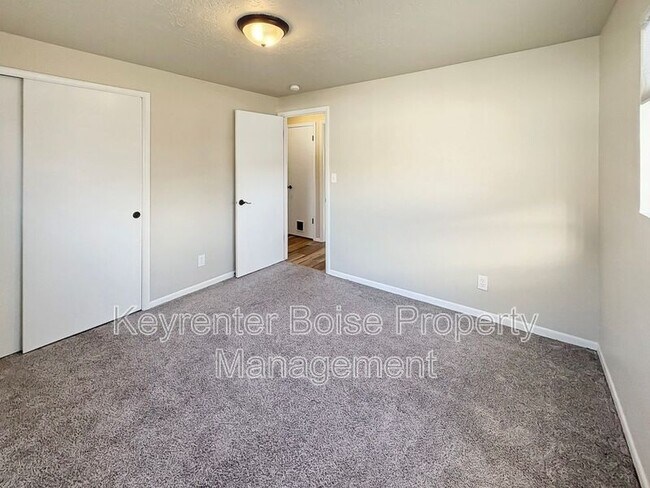 Building Photo - 2238 S Latah St