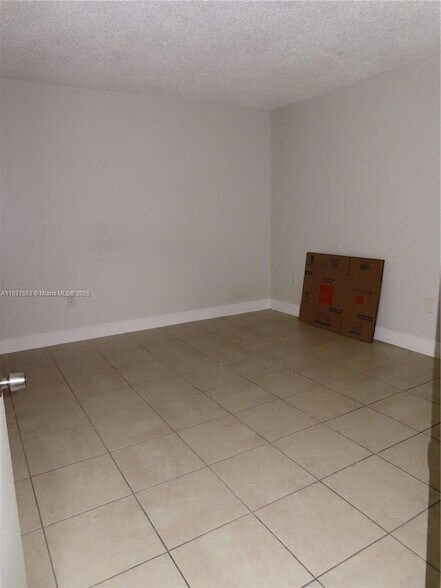 Building Photo - 13894 SW 65th Terrace