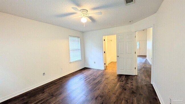 Building Photo - 6335 Mers Ln