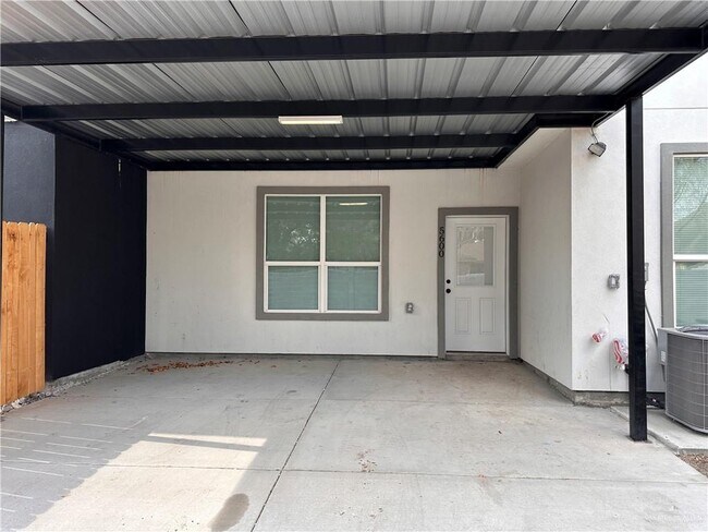 Building Photo - 17 N Crown Point