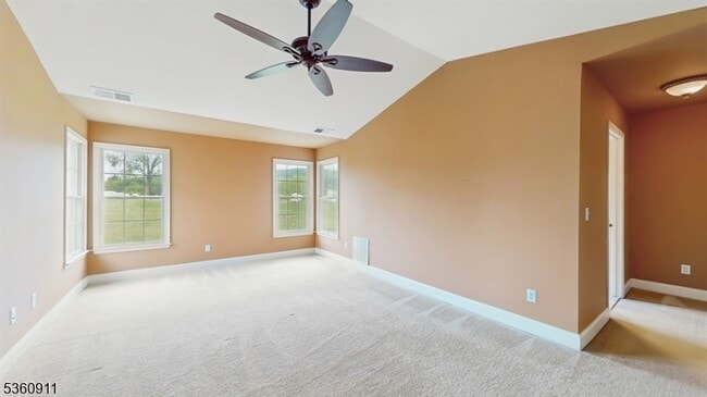 Building Photo - 104 Briar Ct