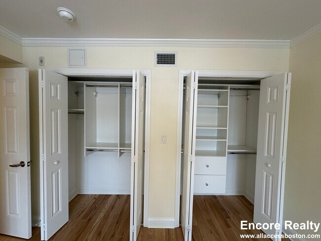 Building Photo - 55 Langdon St