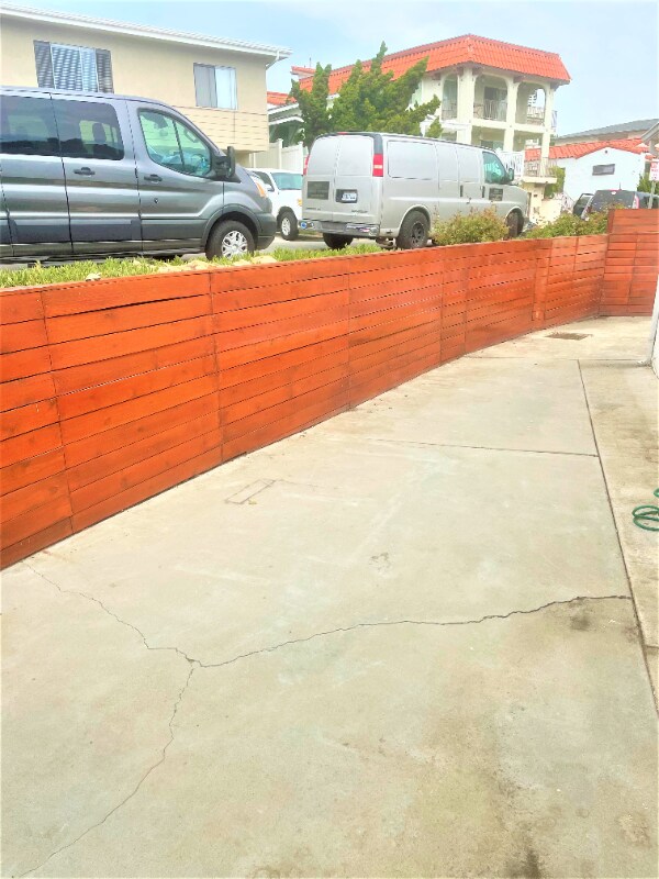 Building Photo - 506 Avenida Victoria