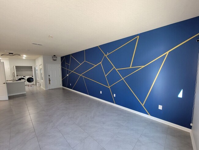 Building Photo - 7635 Legacy Trl