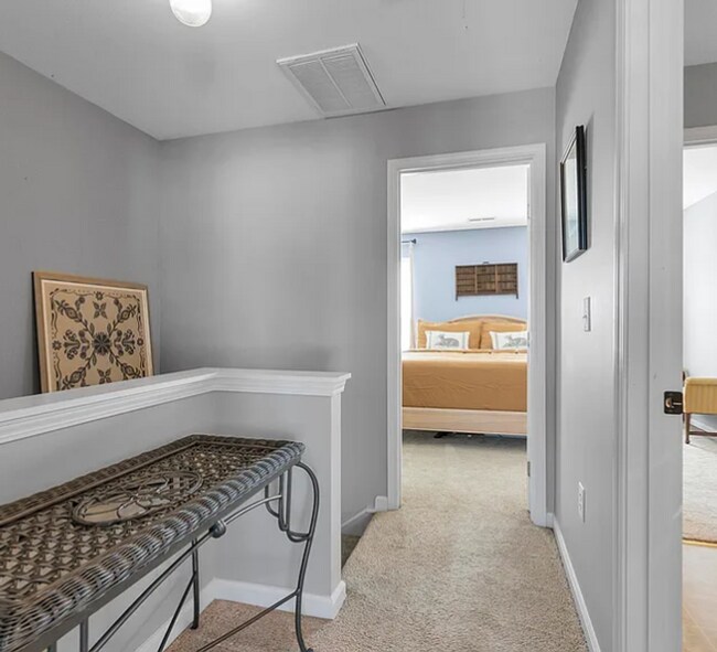 Building Photo - Spacious 2BR/1.5BA Townhome in Prime Greer!